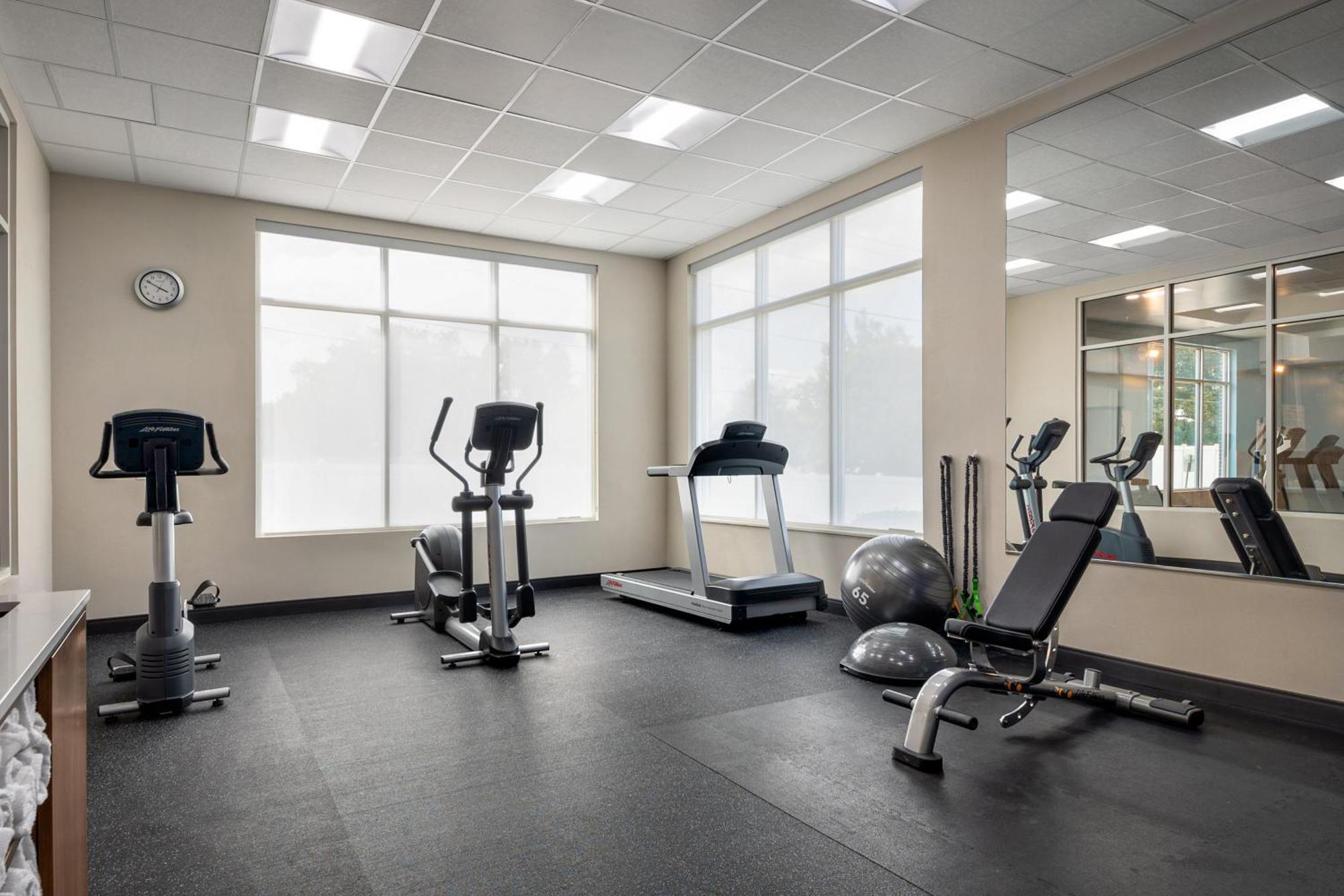 Holiday Inn Express Richmond By Ihg Buitenkant foto