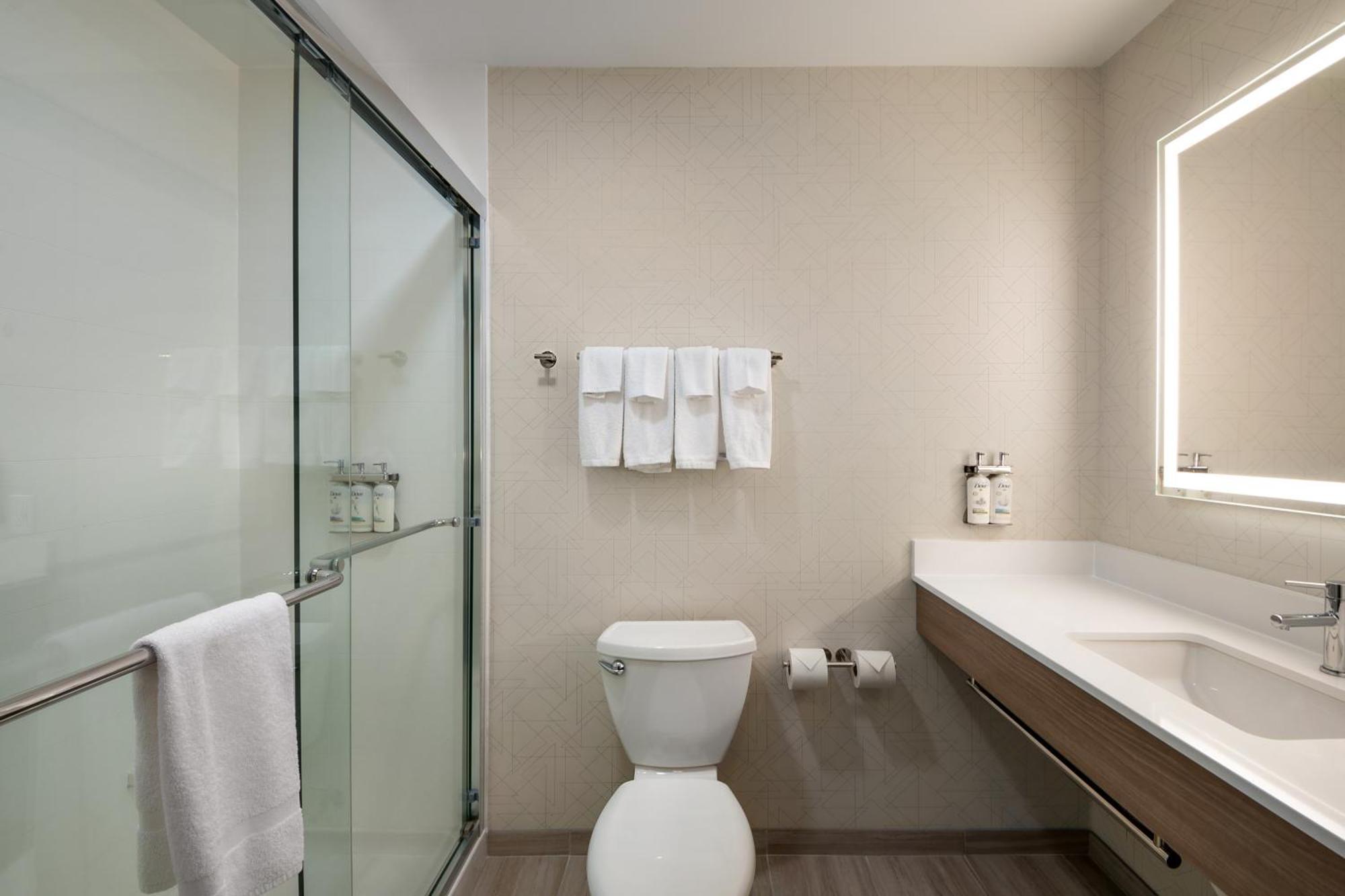 Holiday Inn Express Richmond By Ihg Buitenkant foto